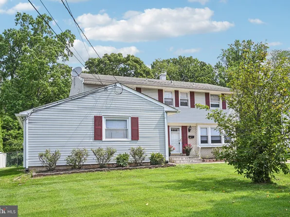 1766 Hillside Dr, Cherry Hill, NJ 08003