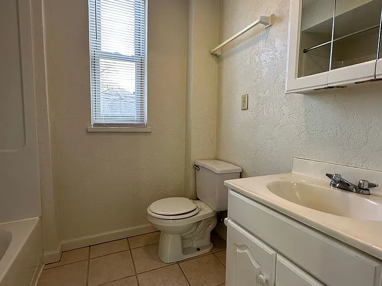 521 Isabella St — Photo 4