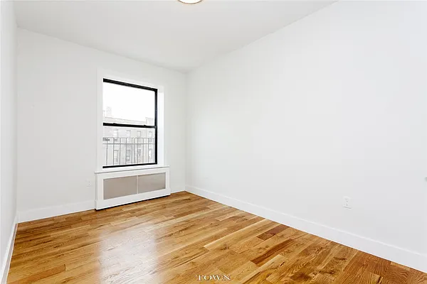 Rented by Town Residential | media 2
