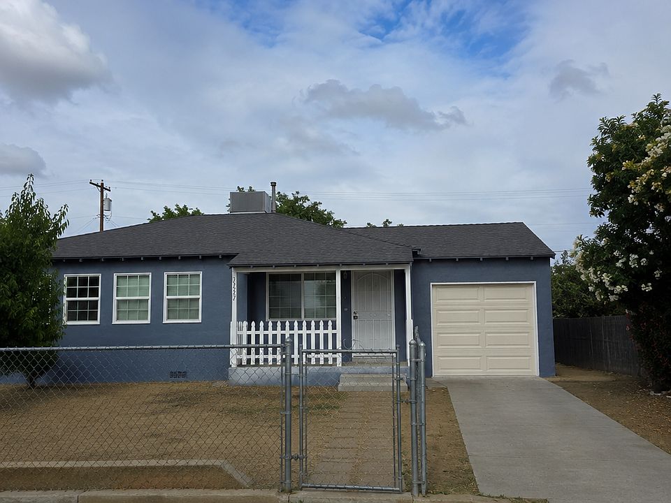 1st image of 2527 S Holly Ave