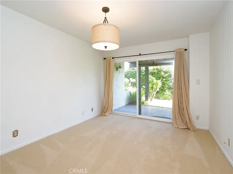 91 Cypress Way — Photo 14