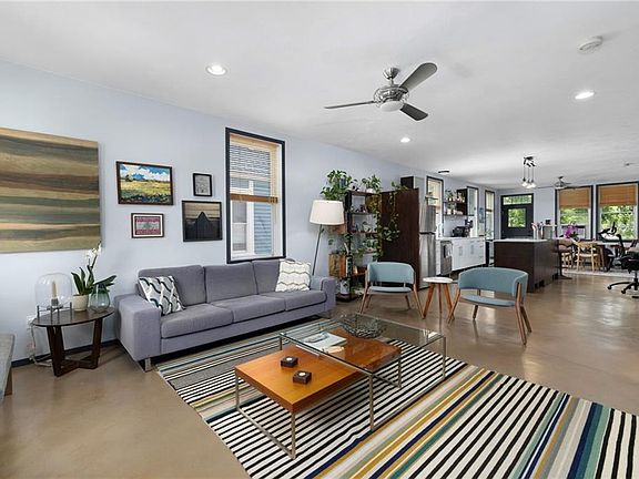5th image of 114 Ring St #1