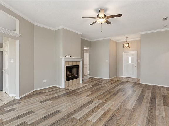 4th image of 5749 Fairway Cir