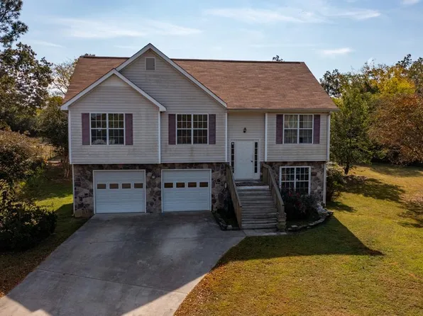 215 Lanier Dr, Chatsworth, GA 30705