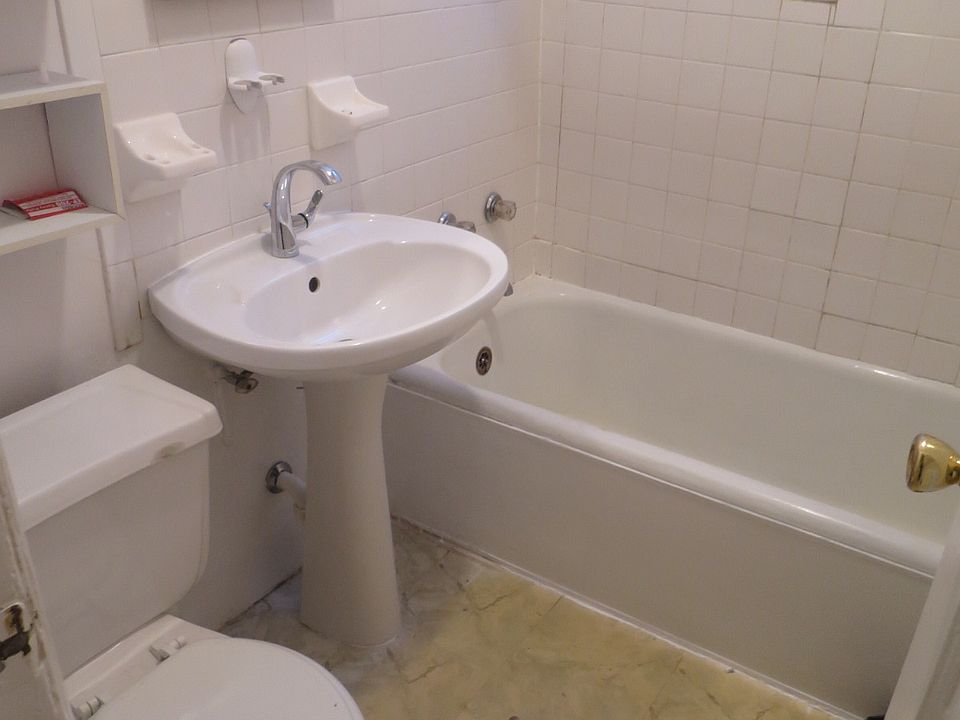 1st image of 3717 28th Ave APT 3