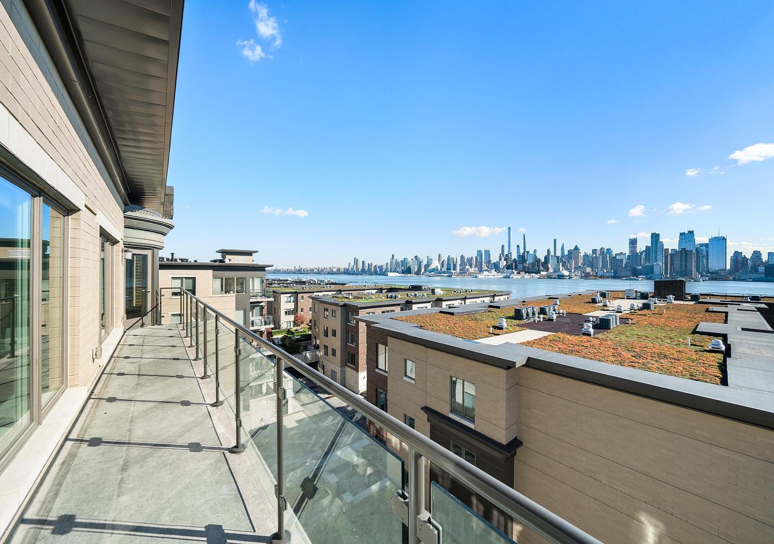 100 Eton Row 604, Weehawken, NJ 07086 Zillow
