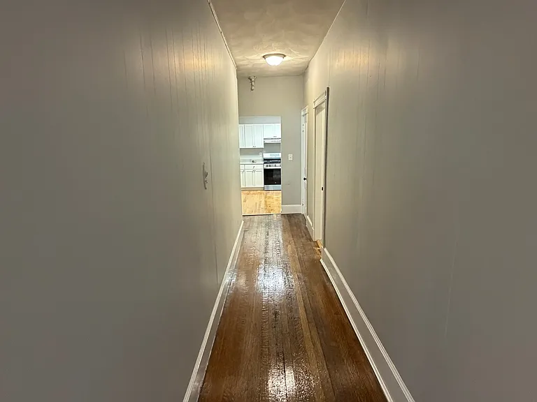11 Park St #3 — Photo 2