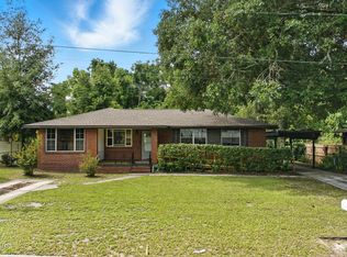 7446 Skye Dr S, Jacksonville, FL 32221