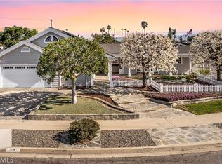 3022 Madeira Ave, Costa Mesa, CA 92626