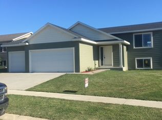 5773 Excalibur Ct NW, Rochester, MN 55901