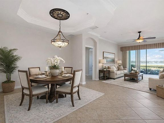 4th image of 1264 Riverscape St #B