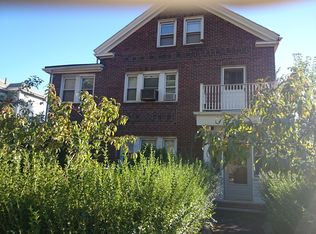 190 Washington St #2, Brighton, MA 02135