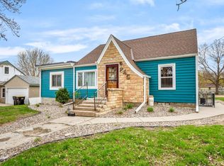 845 Sommerville St S, Shakopee, MN 55379