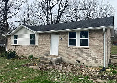 7104 White Oak Dr Photo 1