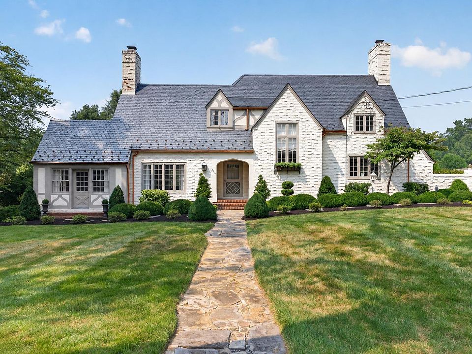 1st image of 1910 Parkland Dr