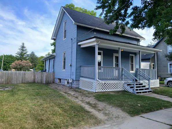 1704 S Wenona St, Bay City, MI 48706