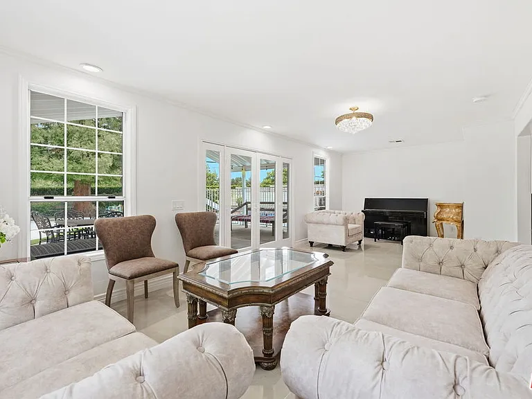 29107 Hillrise Dr — Photo 5