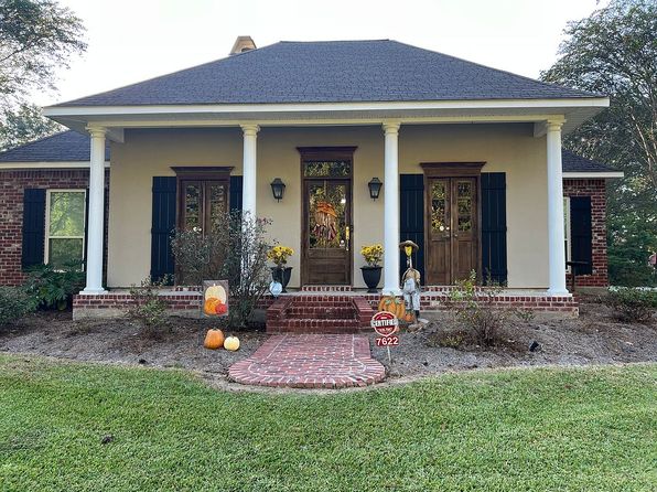 7622 Hickory Ridge Dr