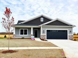 5902 Diamond View East Dr, Midland, MI 48642