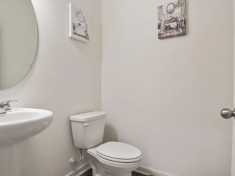 530 Cessna Dr — Photo 18