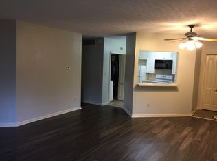 320 Village Pointe Dr #2, Akron, OH 44313