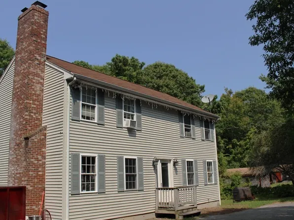 30 Red Brook Rd, Buzzards Bay, MA 02532