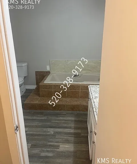 221 Southbrook Dr — Photo 21