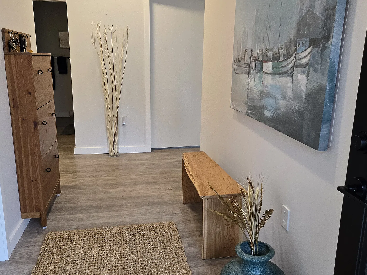 3 bed, 1245 sqft, $2,850 — Photo 3
