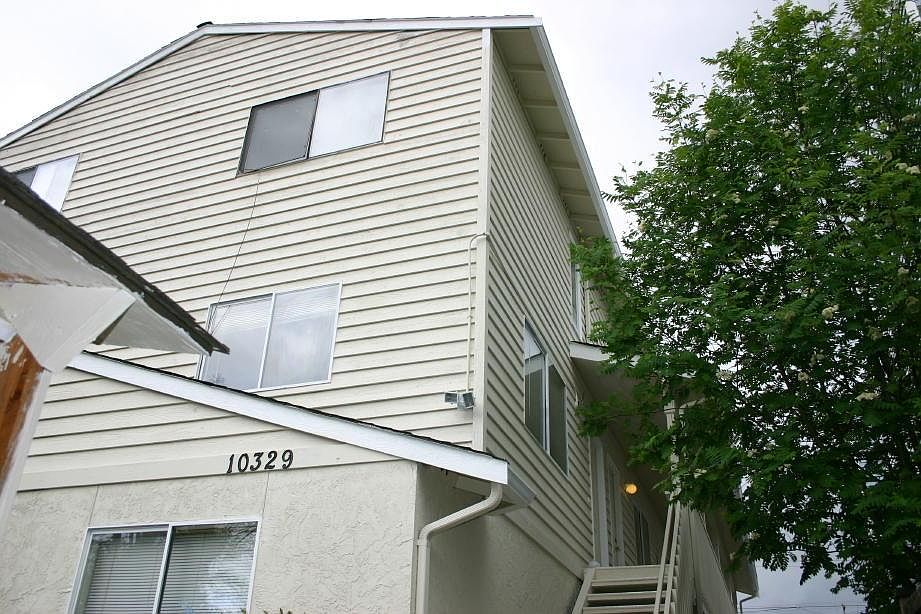 1st image of 10329 Midvale Ave N APT C