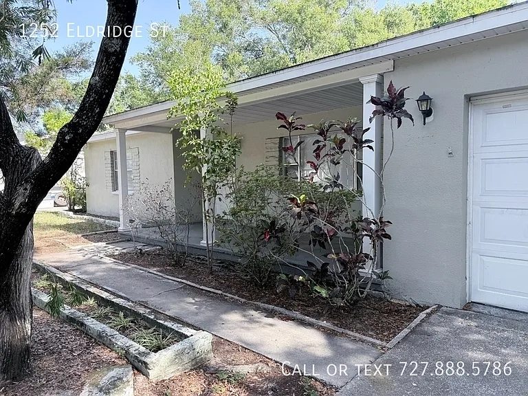 1252 Eldridge St — Photo 2