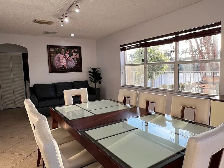 1590 Seagrape Way — Photo 13