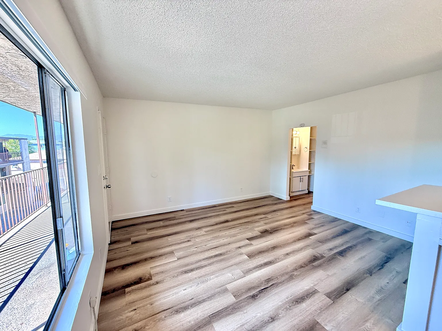 1 bed, 500 sqft, $1,695 — Photo 3