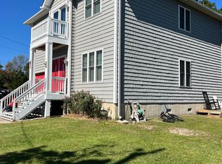 305 John Borden St, Manteo, NC 27954