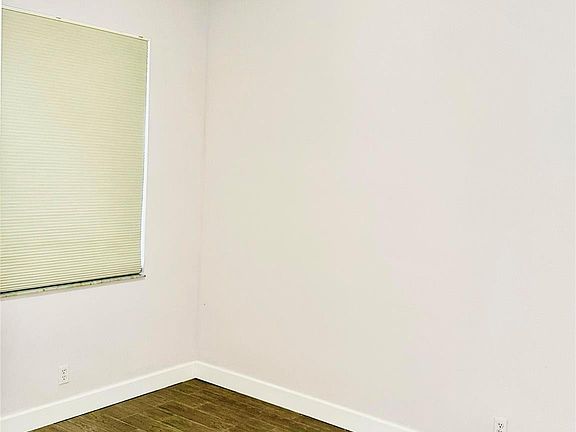 5th image of 2491-4 Aragon Boulevard #2491-4