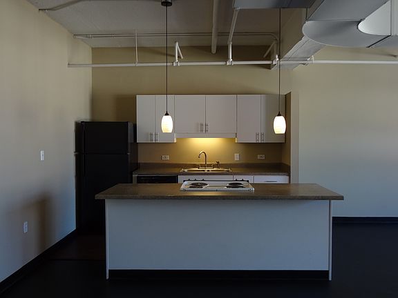 2nd image of 115 E Markham St #B204