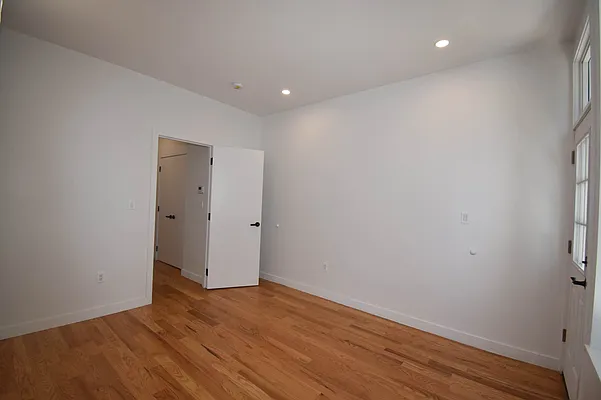 Rented by Stuyvesant Heights Realty Corp | media 6