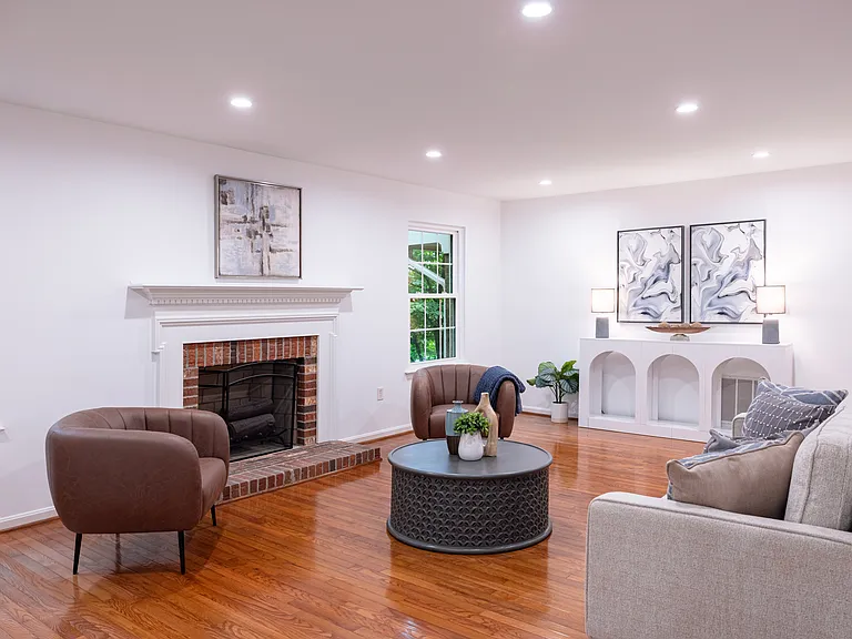 3979 Burning Bush Ct — Photo 6