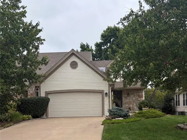 12015 Slater St, Overland Park, KS 66213