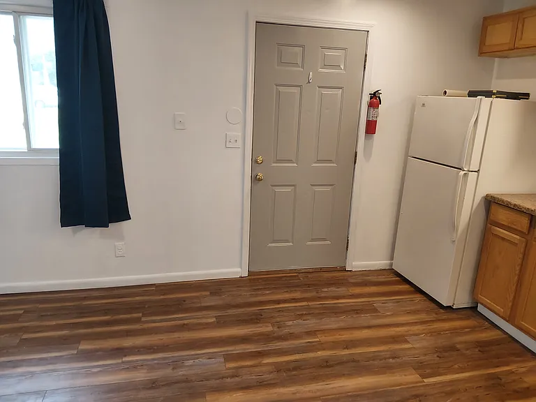 410 W McPherson St #4 — Photo 12