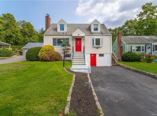25 N Ridge St, Port Chester, NY 10573