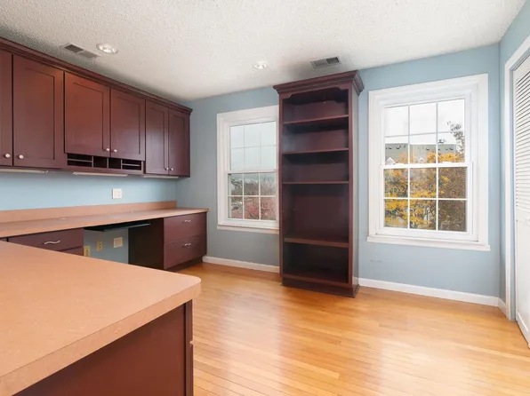 112 Cottonwood Street image 8 of 17