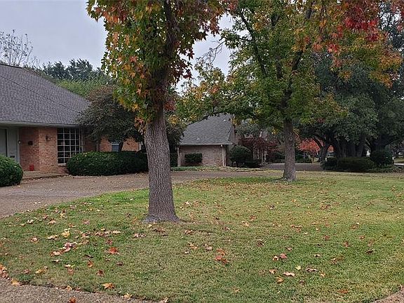 2nd image of 6915 Prestonshire Ln Lot 2