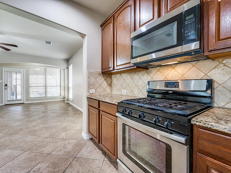 10632 Bolivar Dr — Photo 12
