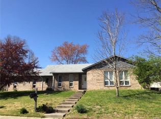 117 Meadowbruck Ln, Shiloh, IL
