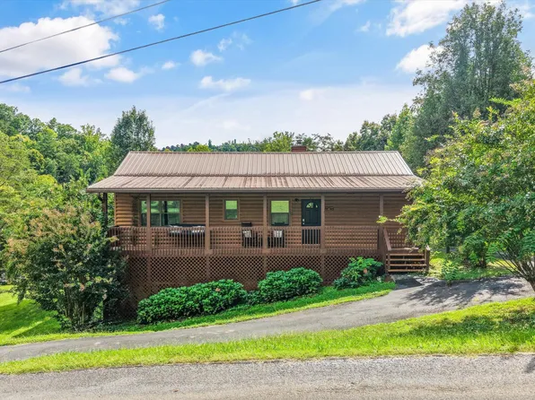 1417 Tiffany Cove Way, Sevierville, TN 37862