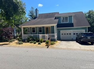 10 Oakhaven Ter, Asheville, NC 28803