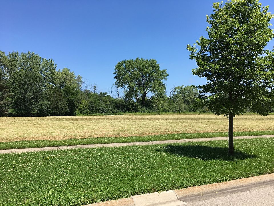 2nd image of 471 Yorktowne Ln Lot 23