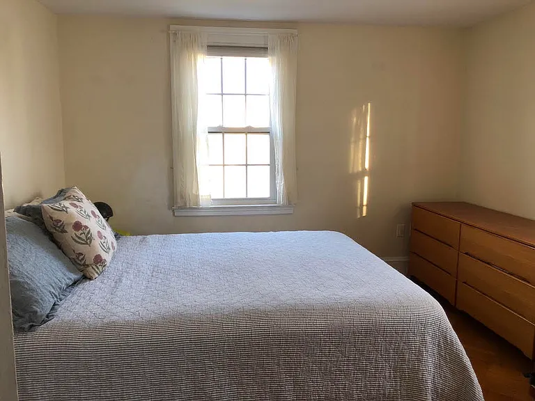 77 Pearl St #2 — Photo 12