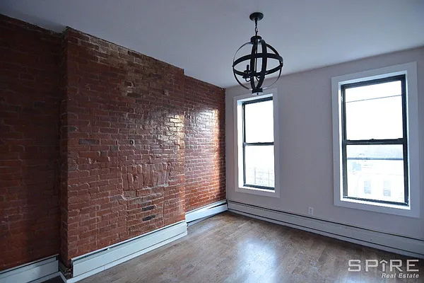 Rented by Spire Group | media 35