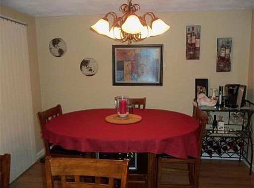5th image of 20 Woodland Dr Unit 318